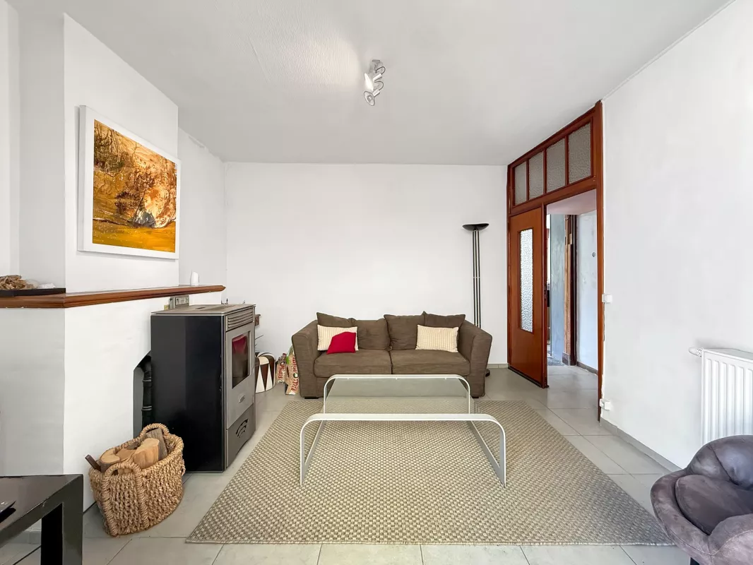 Image de Maison RENOVEE de 230 m² + Un espace de 185 m² A RENOVER - Nethen