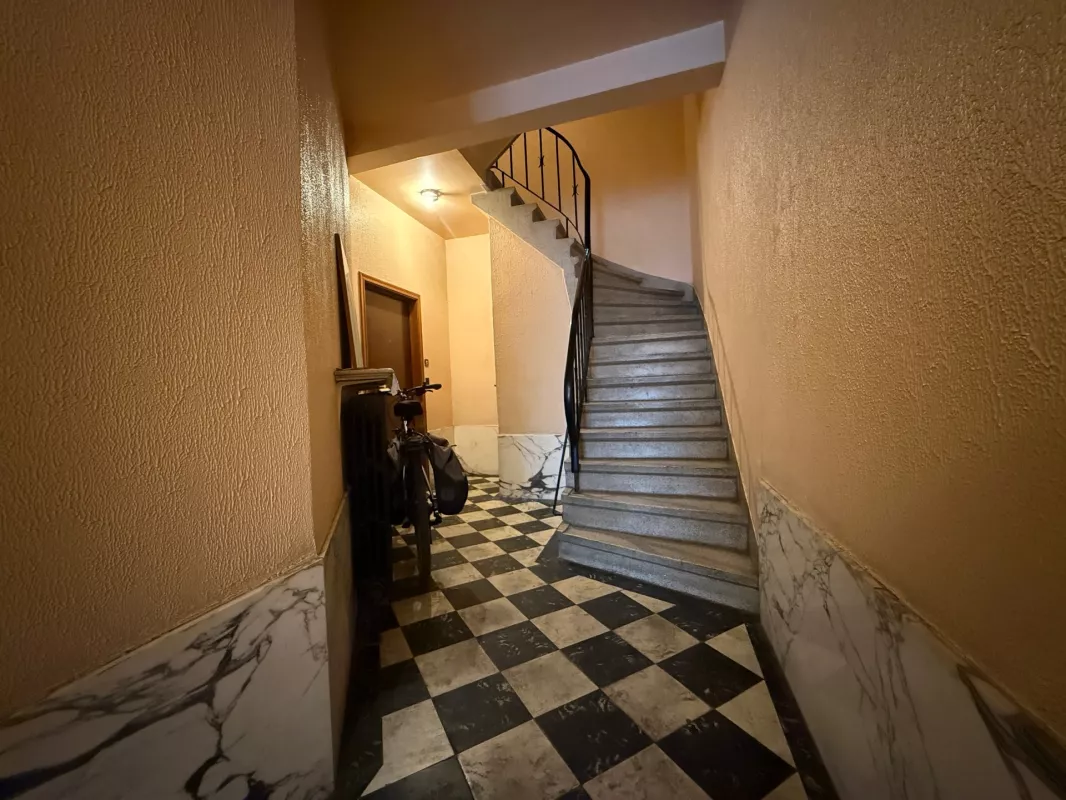 Image de MAISON DE RAPPORT A RENOVER - 5 UNITES - ETTERBEEK