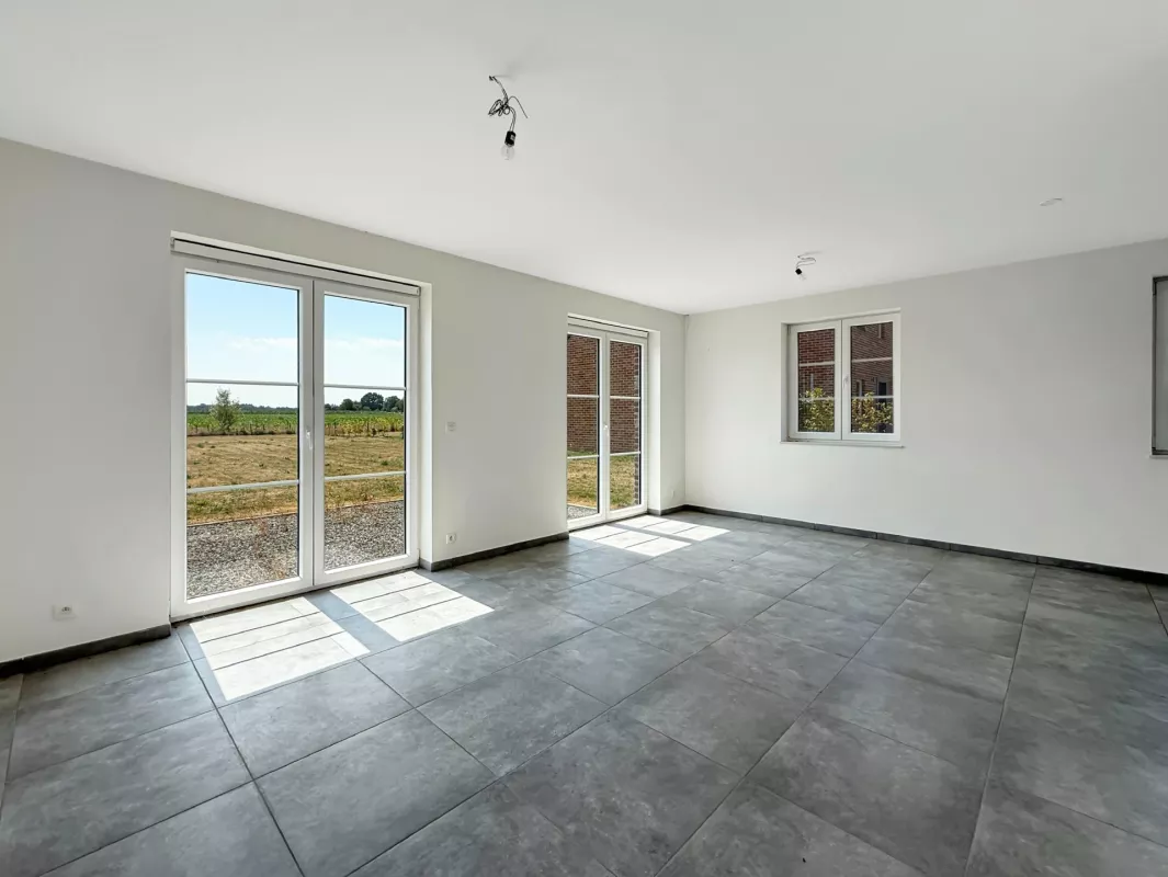 Image de VILLA NEUVE A BEAUVECHAIN - VUE SUR LES CHAMPS - BEAUVECHAIN