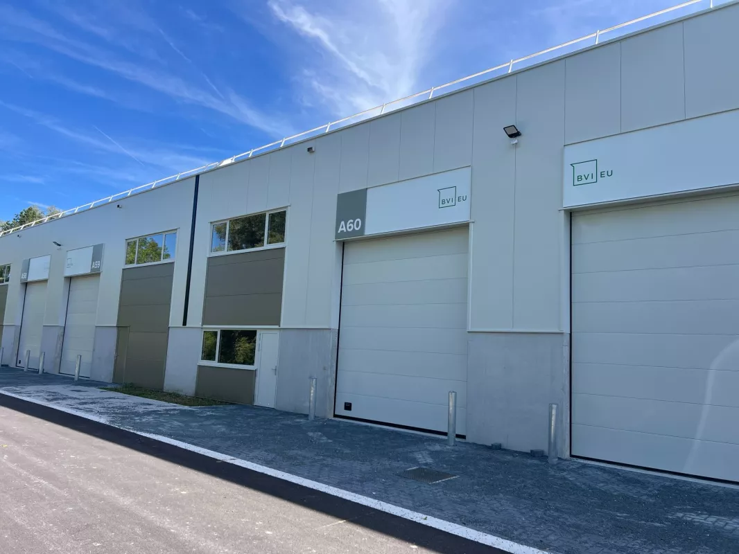 Image de ENTREPOT NEUF A NIVELLES - NIVELLES