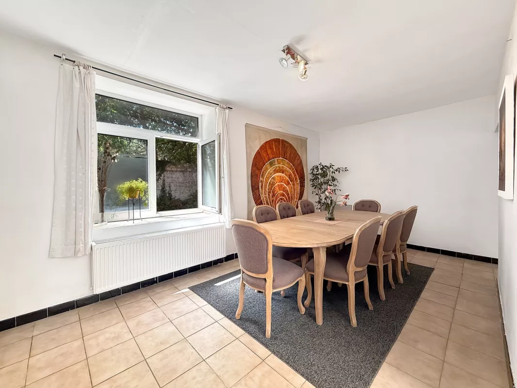 Image de NETHEN - MAISON DE 245 M³ HABITABLE - Nethen
