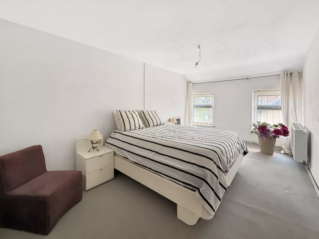 Image de NETHEN - MAISON DE 245 M³ HABITABLE - Nethen