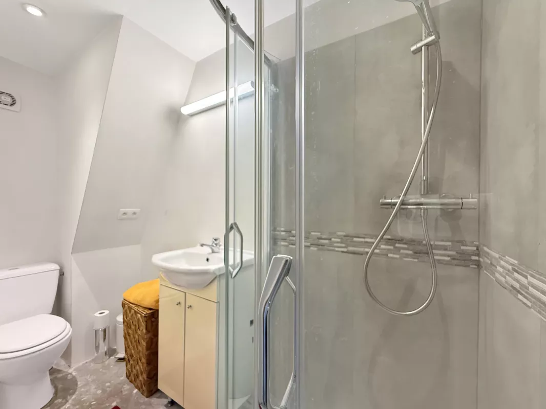 Image de NETHEN - MAISON DE 245 M³ HABITABLE - Nethen