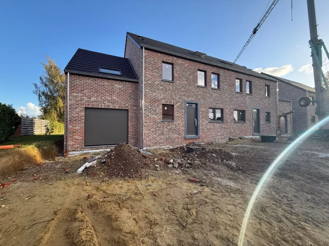 Image de MAISON NEUVE  - 6 CHAMBRES - INCOURT