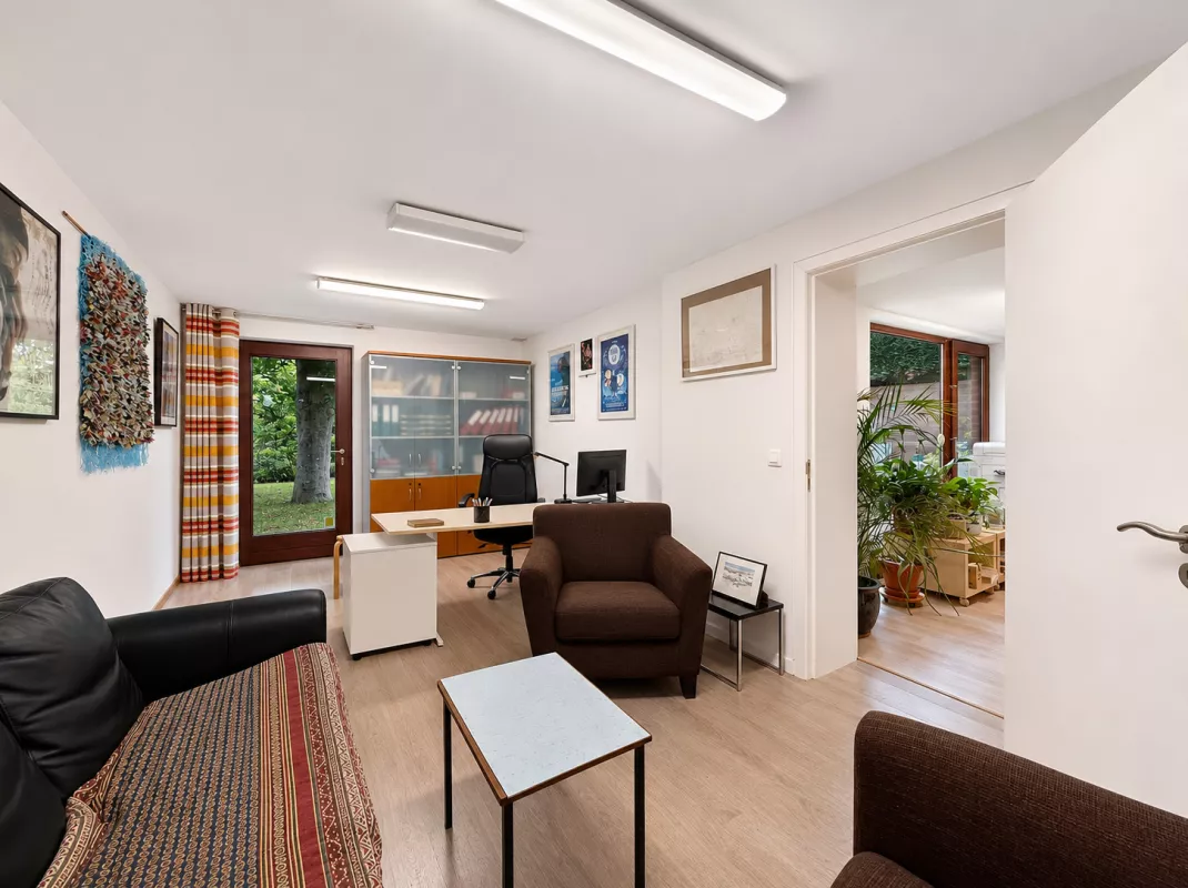 Image de MAISON 4-5 CH + ESPACE PROFESSIONNEL DE 67m² - LA HULPE
